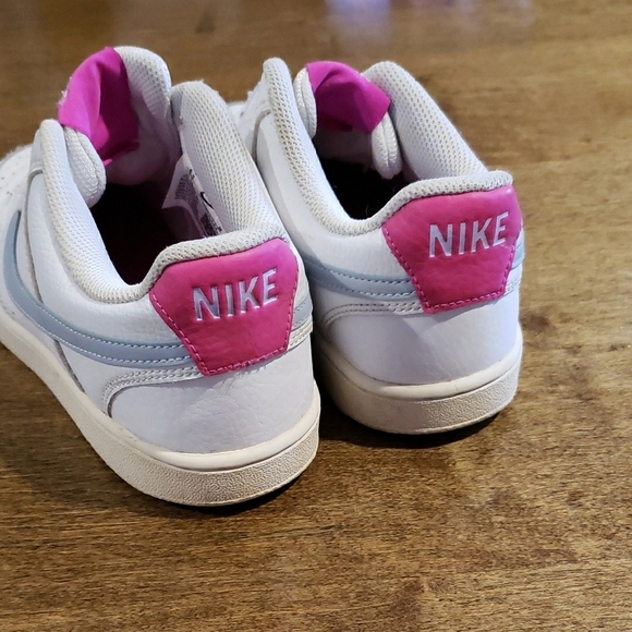 Nike Court Low White and Gray Sneakers with Pink Accents - Picture 3 of 7